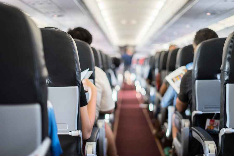 搭乘長程航班如何影響你的身體健康？