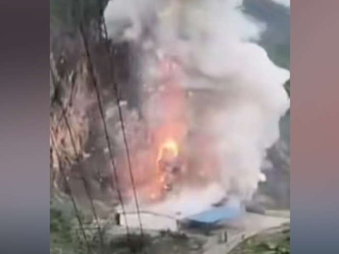  廣西一鞭炮倉庫爆炸 爆炸聲響徹山谷