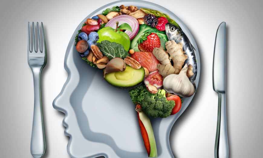 食物為健康的大腦提供必要的化合物，使其發揮最佳功能。（Shutterstock）