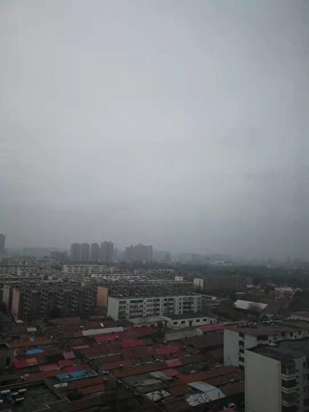 2021年11月6日，河北滄州霧氣沉沉。（網友提供）