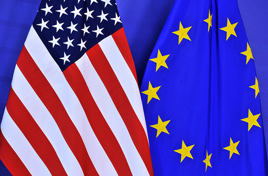 2021年12月2日，美國和歐盟外交高層將舉行中國問題對話。（Georges Gobet/AFP via Getty Images）