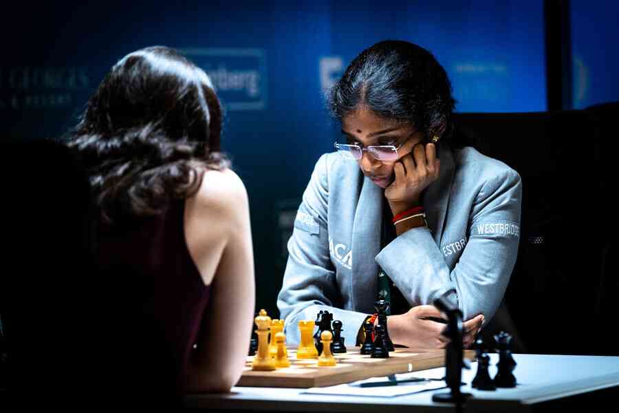 候選人賽第11輪：瓦伊莎莉擴大領跑優勢