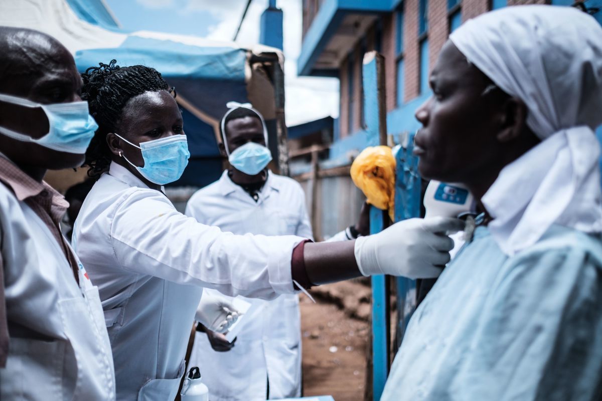非洲接到的疫苗數量僅為全球的2%，日前聯合國安理會關注非洲的疫苗及資金短缺情況。（YASUYOSHI CHIBA/Getty Image）