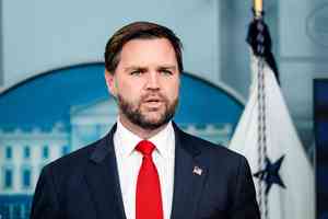 特朗普成立反福利欺詐小組 命萬斯為組長