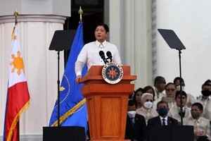 南海爭端 王毅威脅菲律賓 菲總統理性反擊