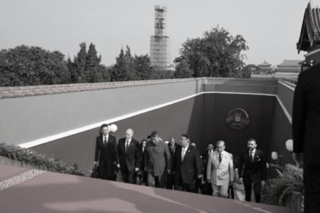 楊威：2025年中共外交九大敗筆（下）