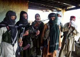 塔利班殺害阿富汗政府發言人 佔領首個省會