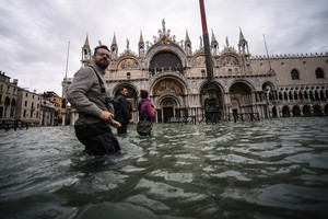 威尼斯遭50年來最嚴重水災 多處古蹟受損