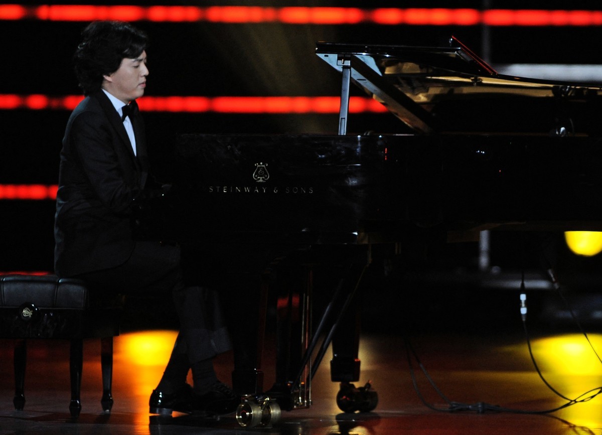 圖為2011年12月6日，李雲迪於上海演奏。（PETER PARKS/AFP）