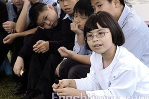 中共病毒延遲開學 國際學校催繳學費引不滿