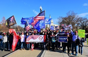 北卡華人赴DC支持特朗普 「有義務站出來」