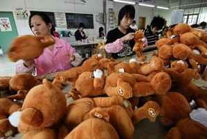 中國傳統製造業出口全面下滑 企業加速外遷