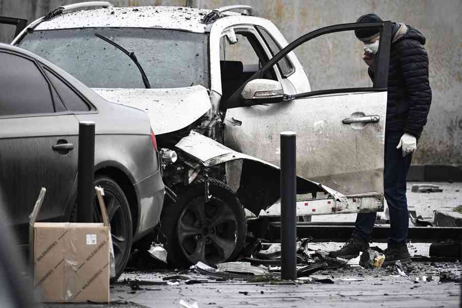 俄官員：莫斯科汽車爆炸致一名將軍身亡