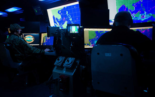 12月13日，美國印太司令部通過推特發佈了模擬演習的畫面，電腦熒屏上顯示的，恰恰是中共最擔心的南海區域。（美國印太司令部推特）