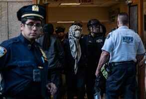 哥倫比亞大學再爆大規模親巴示威 75人被捕