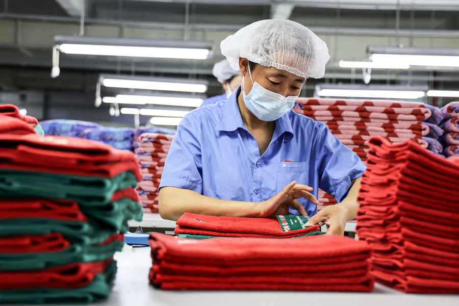 專家預測中國11月製造業PMI可能再萎縮