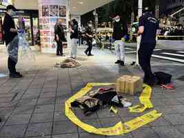 台北捷運斬人案多人死傷 疑犯跳樓身亡