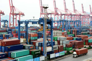 貿易戰效應 中國至美國商品運費上漲逾一倍