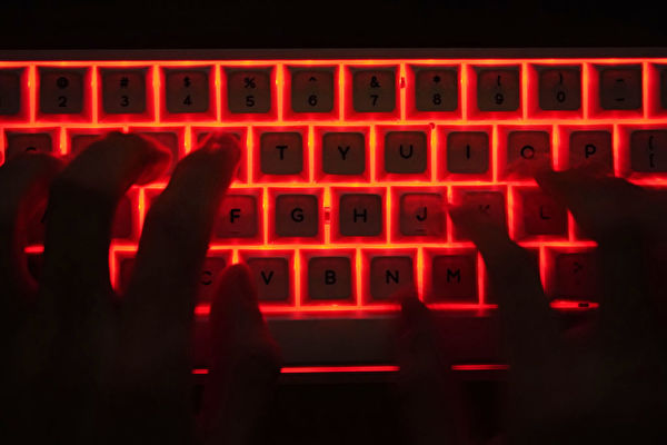 中共黑客「伏特颶風」如何伺機攻擊美國