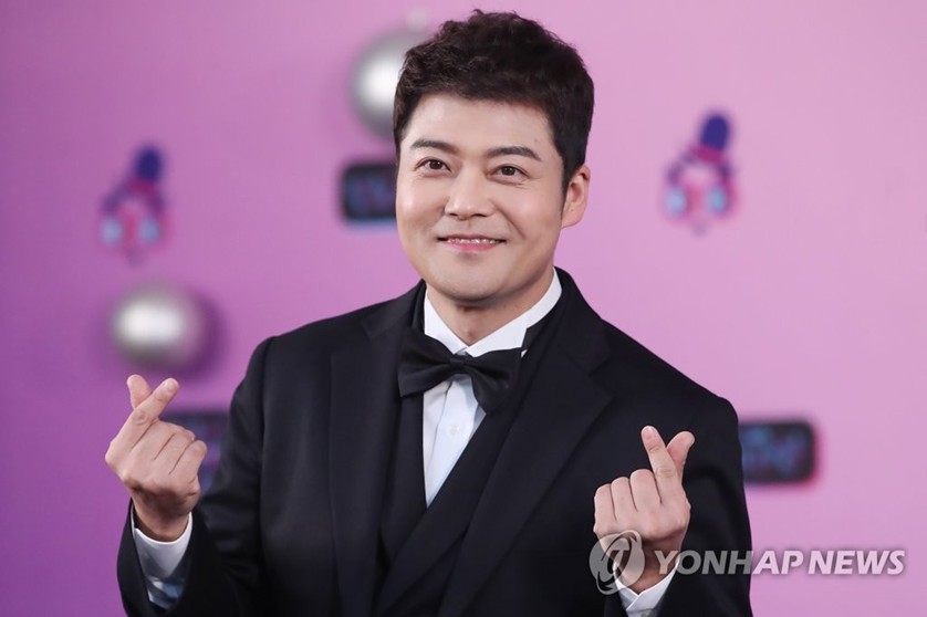 全炫茂慶生不忘助人 捐1億韓圜援助貧困病人