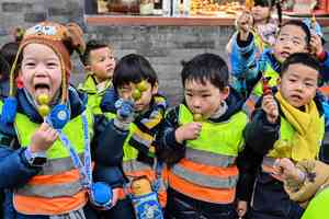 人口危機 中國幼兒園關停潮衝擊教育體系