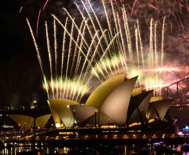 【圖輯】跨年煙花慶典望澳人團結 悉尼率先邁入2026