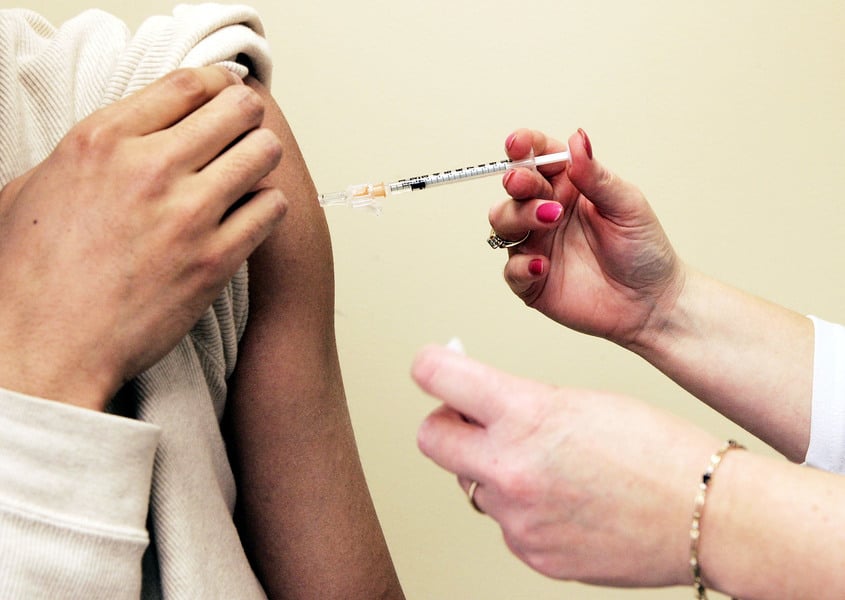 試驗未完就先佔領市場 中國產疫苗安全堪憂