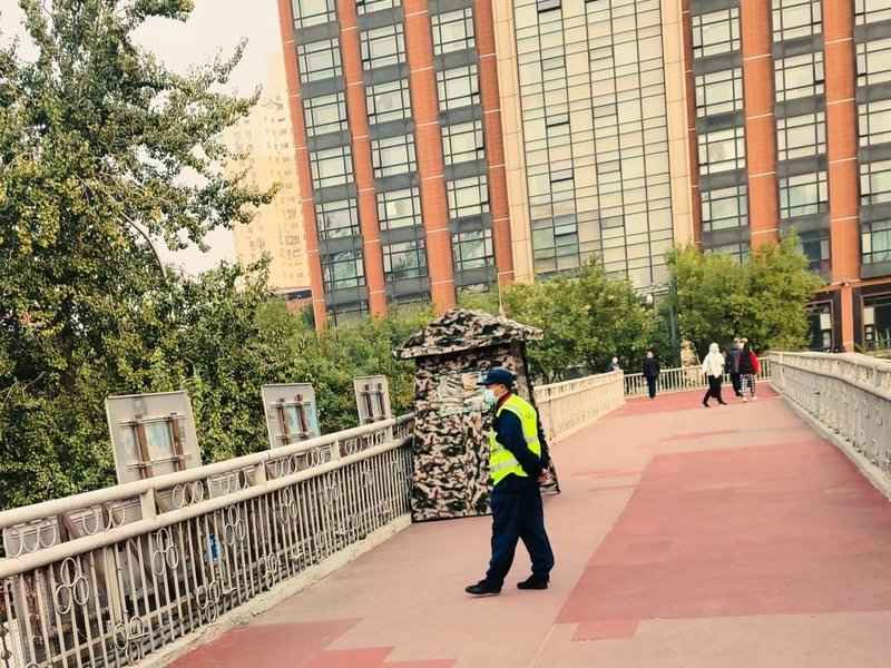 北京四通橋橫幅事件後 官方急聘「看橋員」