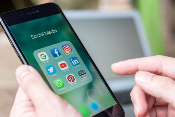 為何有人會在社交媒體上刻意「含糊其辭」？