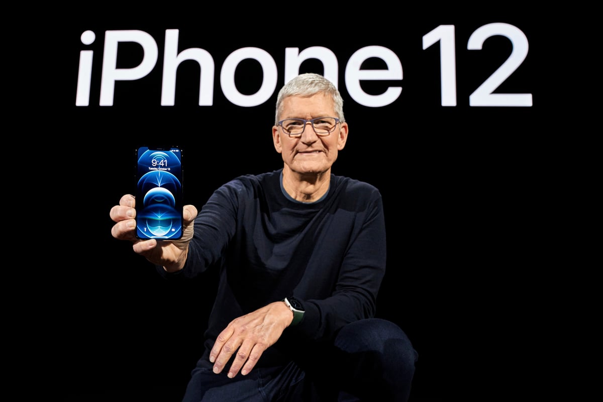 2020年10月23日中共高調舉行抗美援朝70周年大會，當天美國iPhone 12在大陸被瞬間搶購一空。（Brooks KRAFT/Apple Inc./AFP）