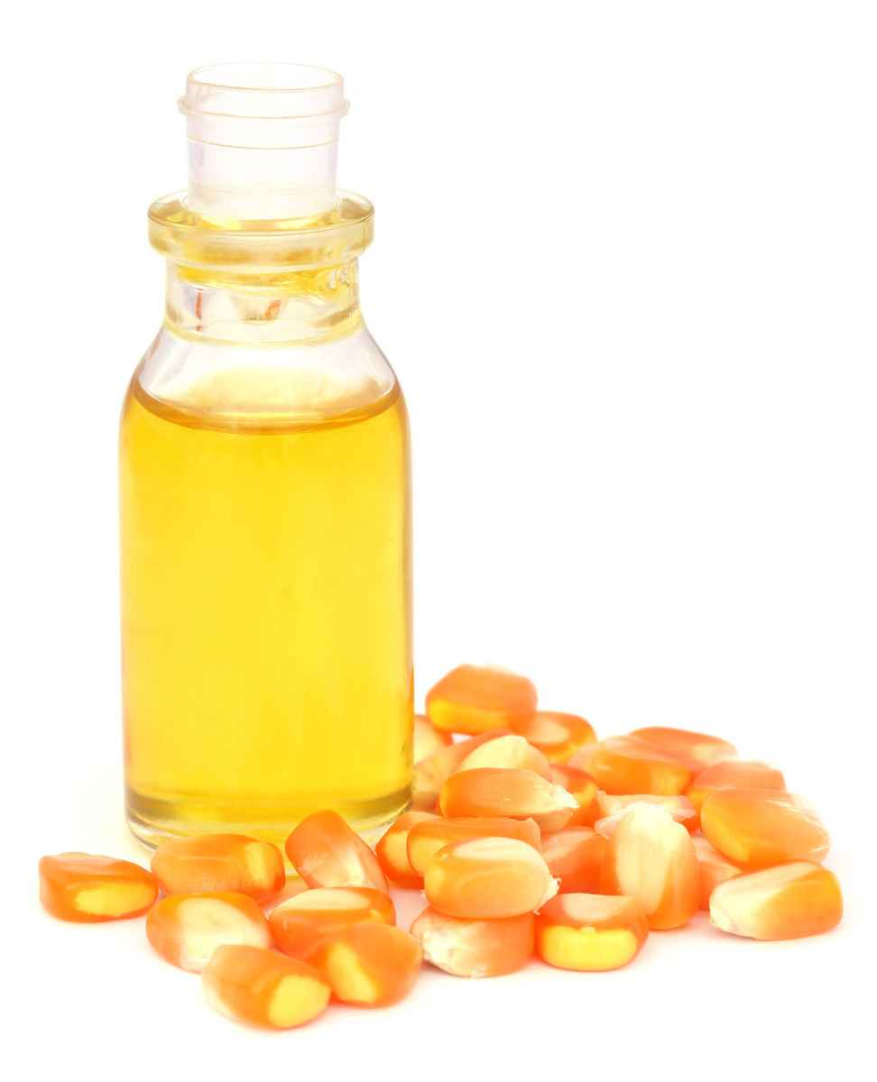 高度加工的油通常從大豆、粟米、菜籽（菜籽油的來源）、棉籽、向日葵和紅花籽中提取，含有大量omega-6脂肪酸。示意圖。（Fotolia）