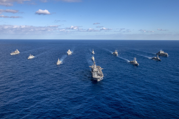 美兩棲攻擊艦抵澳 美澳將舉行3萬人軍演