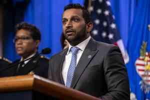 FBI發放照片 搜尋綁架美媒NBC主播母親的蒙面歹徒