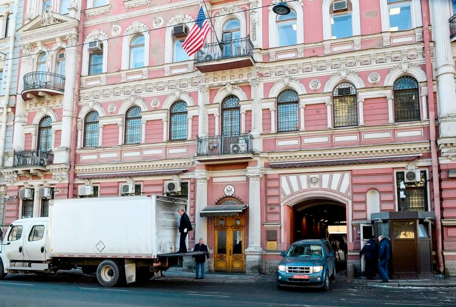 白宮通知國會 準備關閉最後兩個駐俄領事館