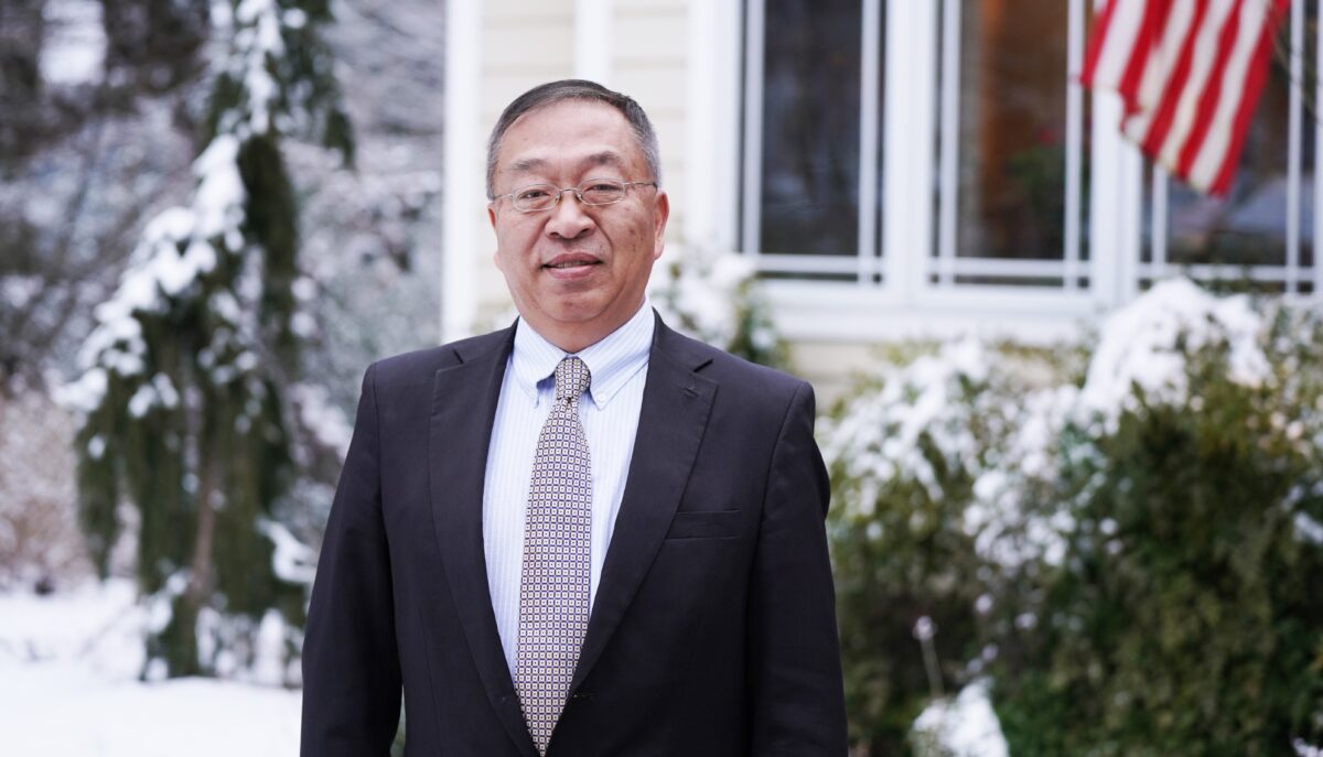 2021年2月11日，前美國國務院中國政策首席顧問、哈德遜研究所（Hudson Institute）高級研究員余茂春（Miles Yu） 在馬里蘭州的安納波利斯（Annapolis）。（Tal Atzmon／大紀元）