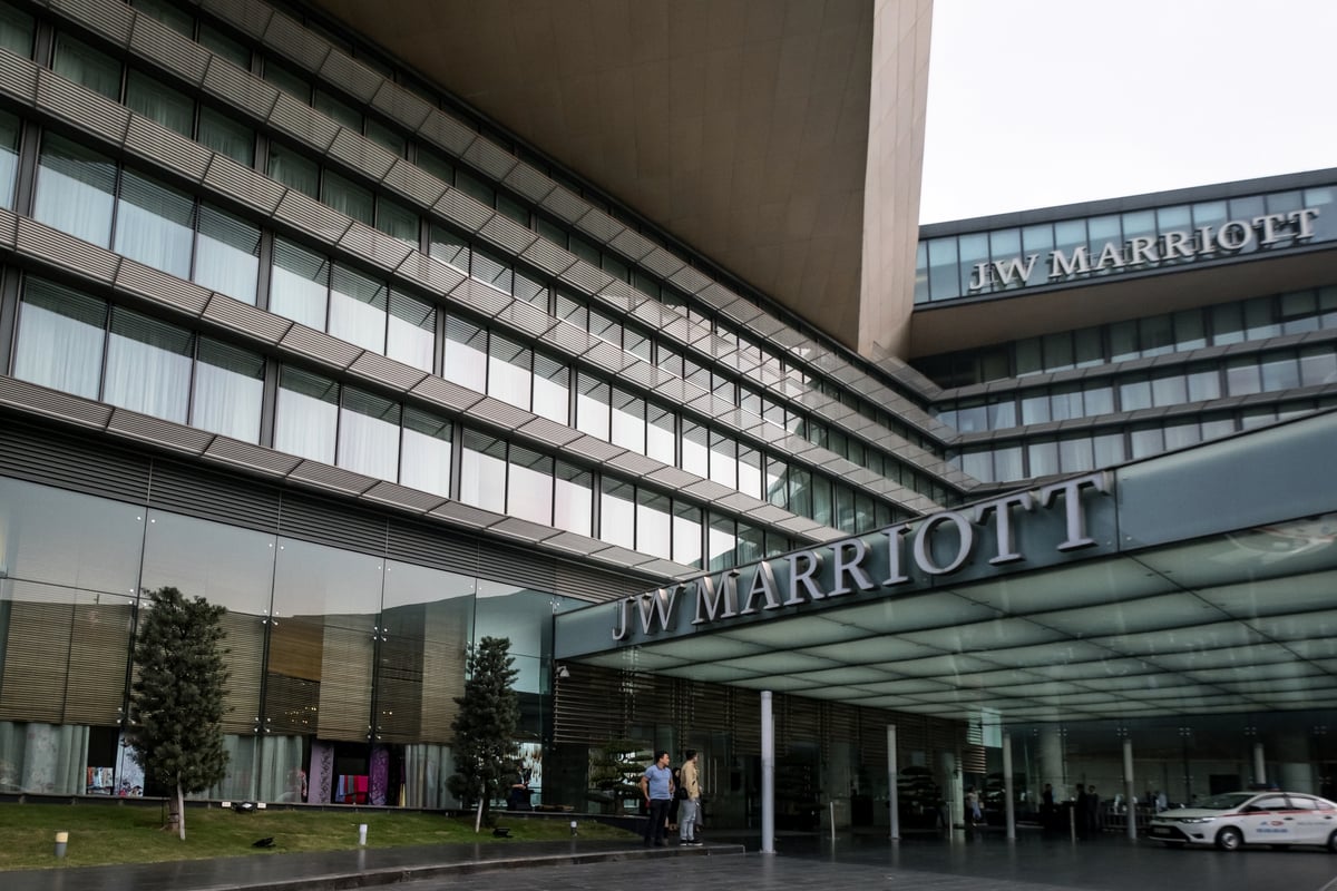 連鎖飯店萬豪國際集團（Marriott International）等多家跨國企業，也因官方網站將台灣列為國家，而遭受中共施壓。（Linh Pham/Getty Images）