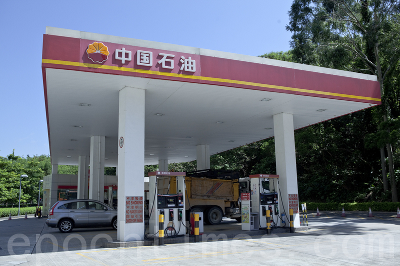 大陸多地油站被曝「偷油」 少給顧客多達5%