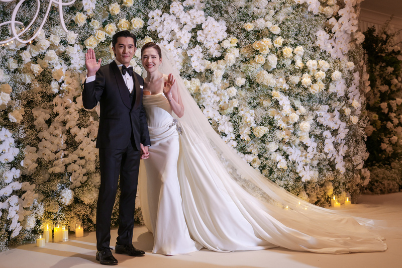  邱澤、許瑋甯補辦婚禮 回想試婚紗一對視就笑