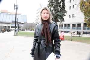 加拿大中國留學生「扮大白」抗議中共清零政策 