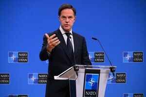 北約秘書長:加大力度對抗中俄的破壞行為