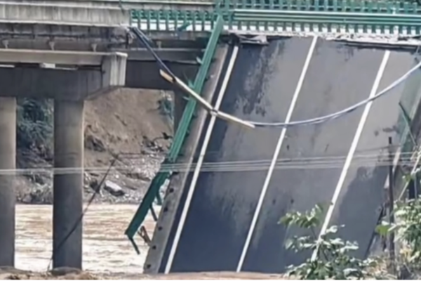 陝西高速路橋垮塌事件 遇難人數升至15人