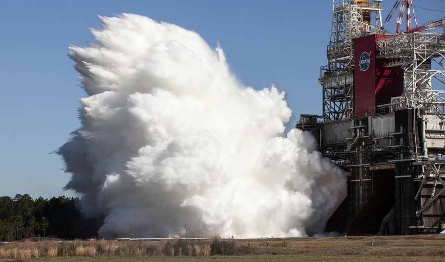 NASA返月重要里程碑：成功測試最強大火箭