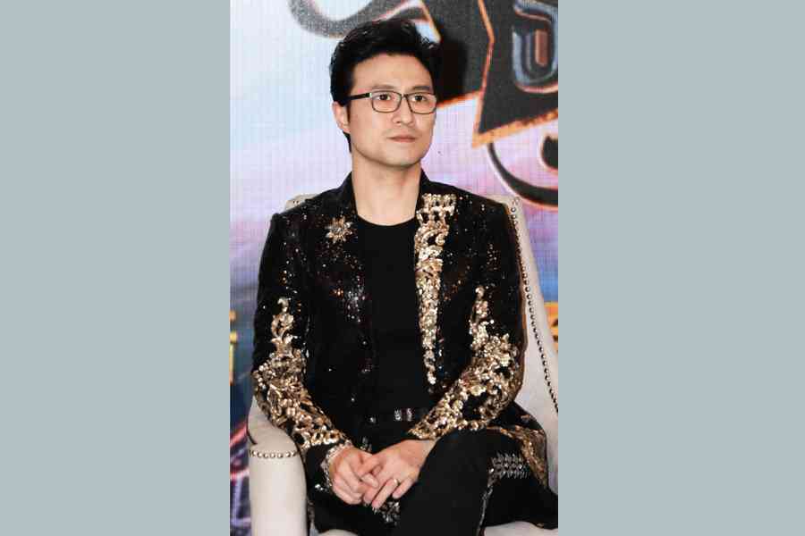 汪峰演唱會頻跑調 網民調侃「證明是真唱」