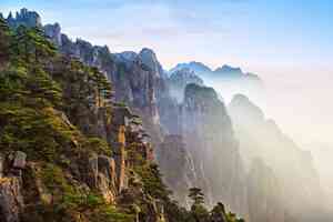 金山風雲之頂天立地(10)重要會議