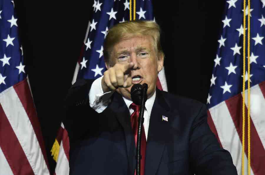 特朗斥《紐約時報》失公信力 稱伊朗時鐘在倒數