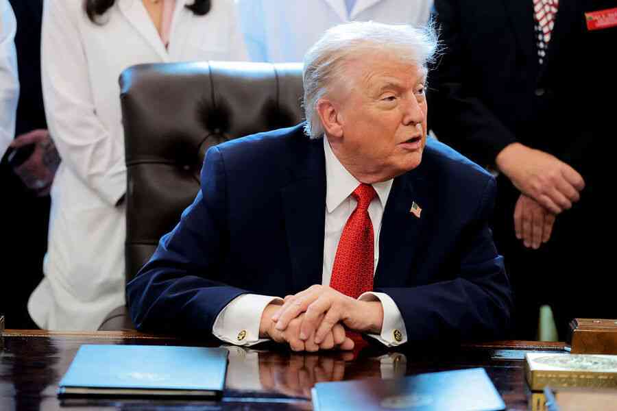 特朗普簽行政令 讓聯邦僱員聖誕節額外放假兩天