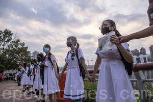 從小抓起 中共常年選派中小幼教師赴港