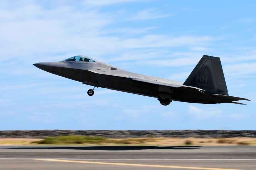 夏威夷出現UFO 美軍F-22戰機升空攔截