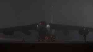 美軍三款轟炸機空襲伊朗 B-52參戰意味甚麼