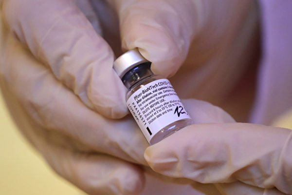 疫苗以安瓿為單位，稀釋後可製作5劑疫苗。（Andreas Rentz/Getty Images）